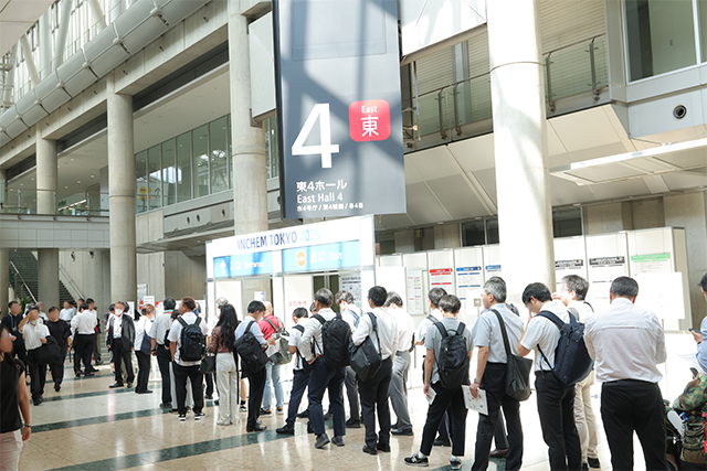 展示会 受付風景01