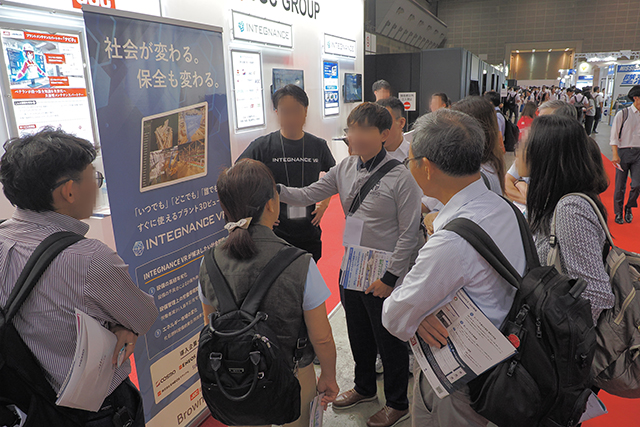 展示会会場内 通路風景02-04